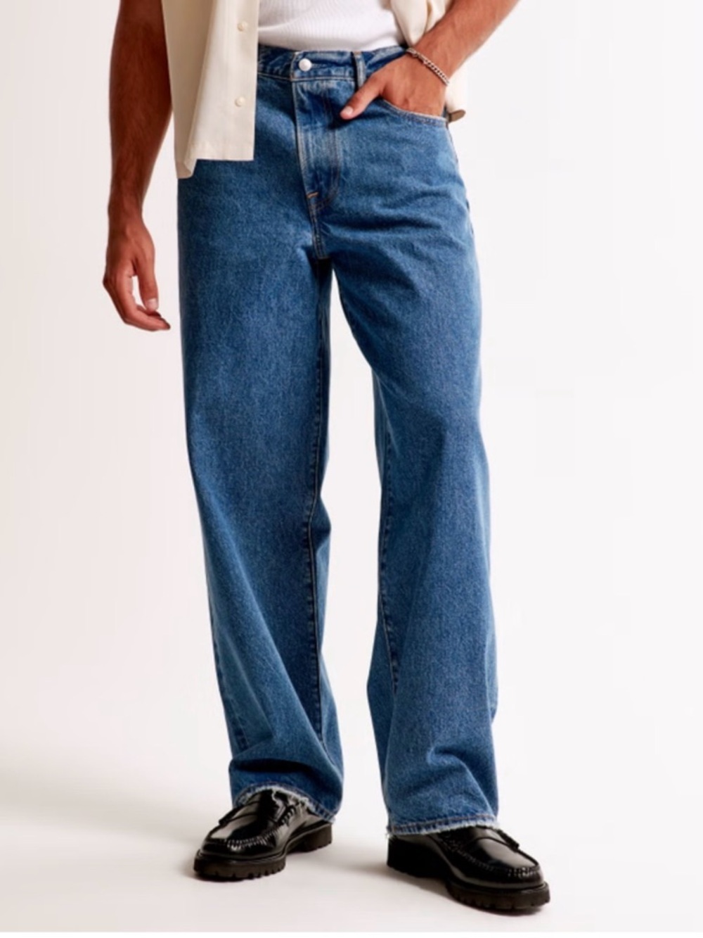 Abercrombie & Fitch ultra baggy jeans